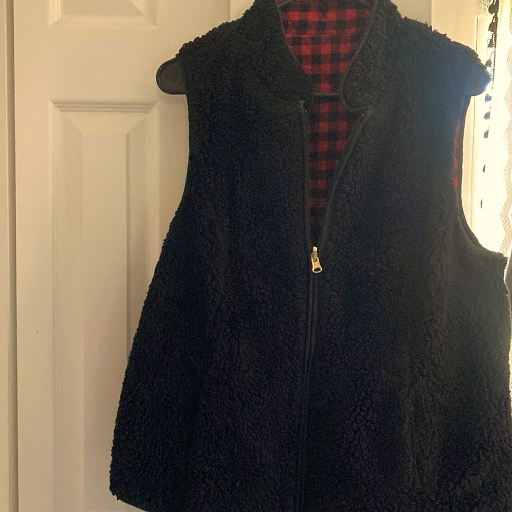 Reversible vest